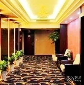Tianhe Hotel Chengdu Bagian luar foto